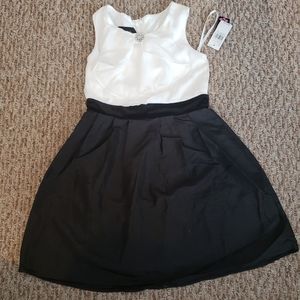 Ally B dress sz 8 NWT